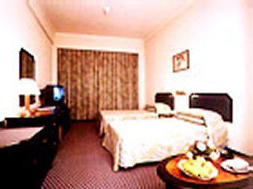 Hotel Golden Dragon Kunming Zewnętrze zdjęcie
