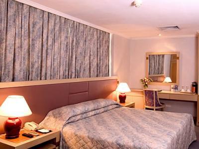 Hotel Golden Dragon Kunming Zewnętrze zdjęcie
